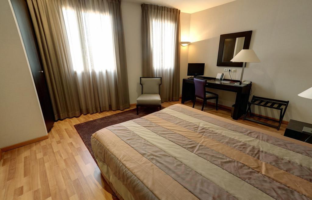 Restaurant L'hirondelle Hotel 2*